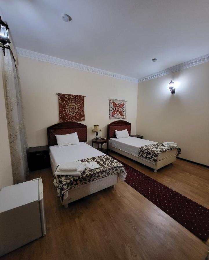 Shokhtut Hotel Honeymoon Buchara Exteriör bild