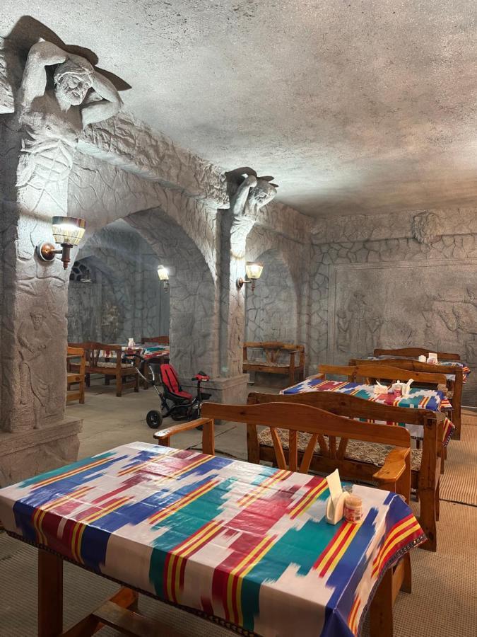 Shokhtut Hotel Honeymoon Buchara Exteriör bild